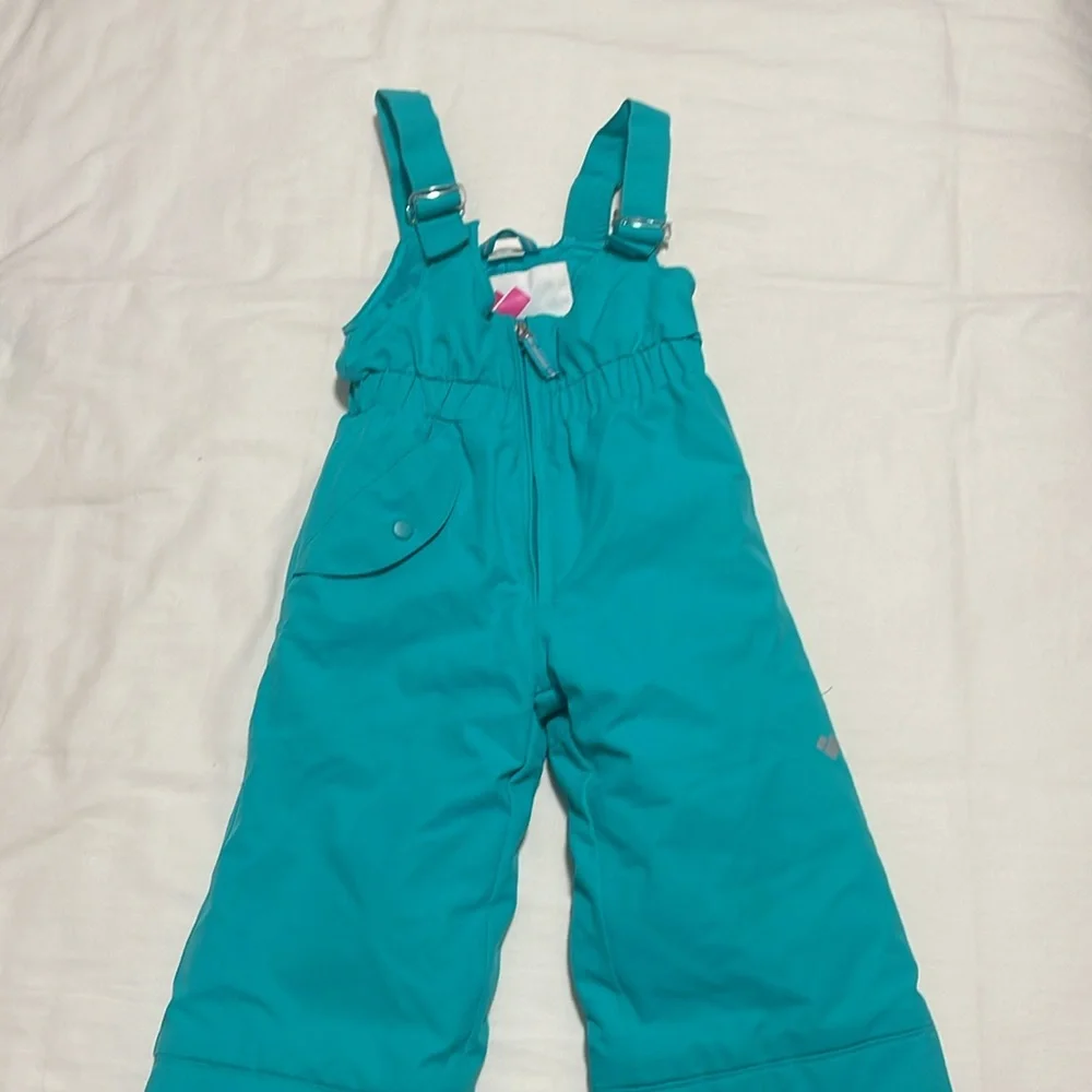 Obermeyer like girls snow set - Picture 2 of 8